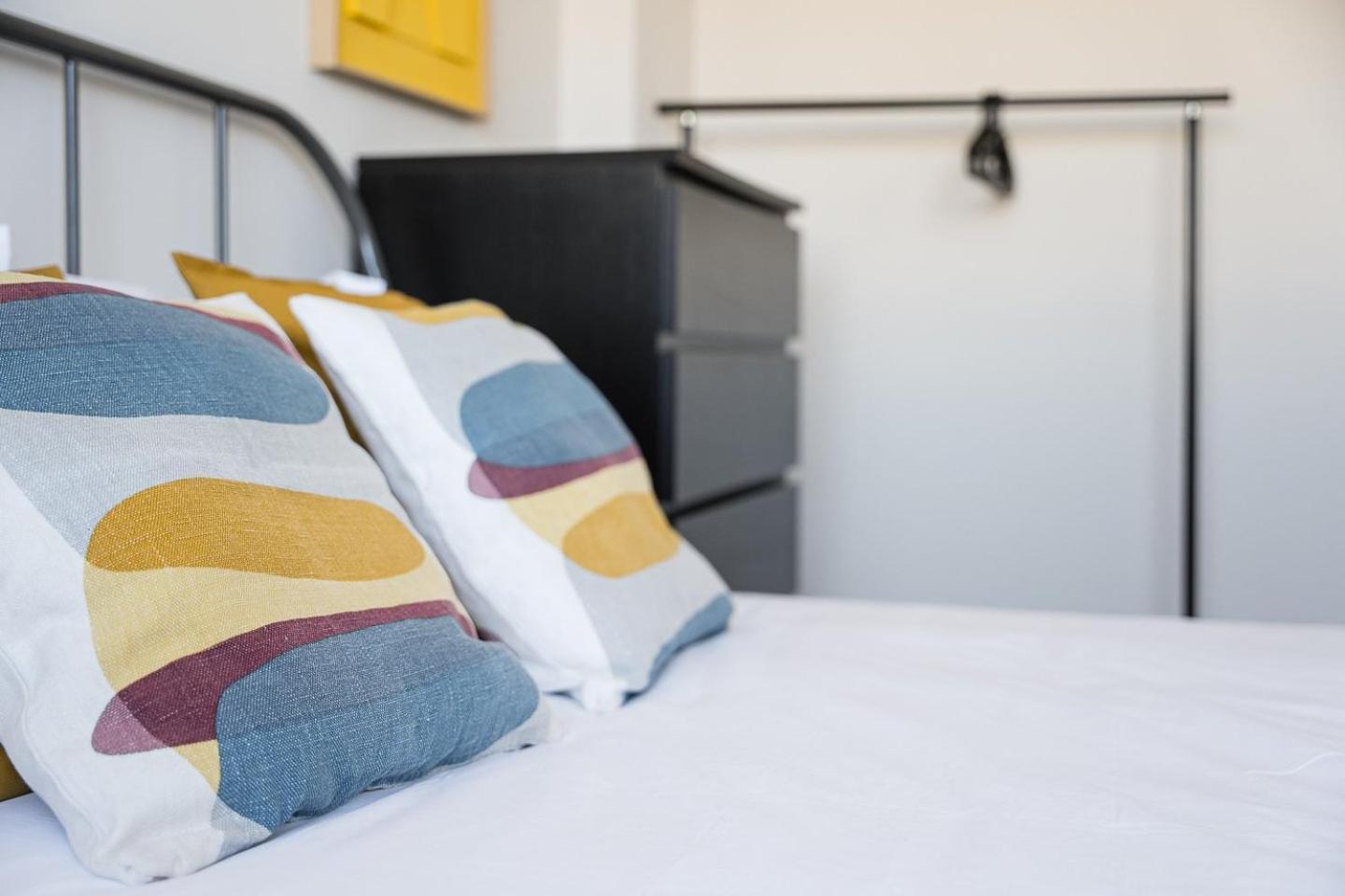 Guestready - Quental Wallpaper Near Marques Square OOporto Esterno foto