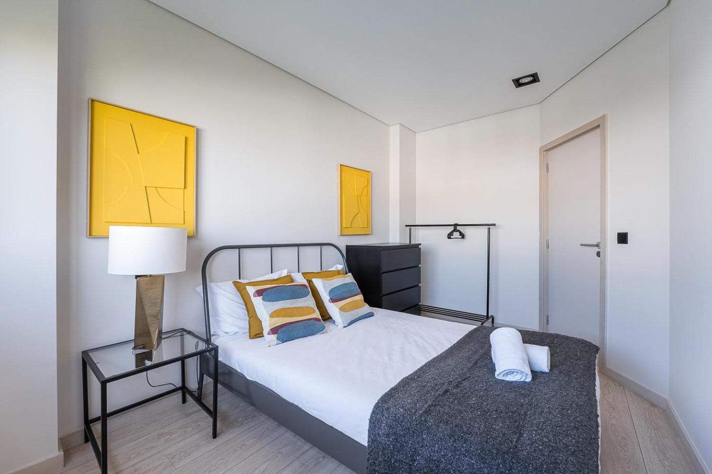 Guestready - Quental Wallpaper Near Marques Square OOporto Esterno foto