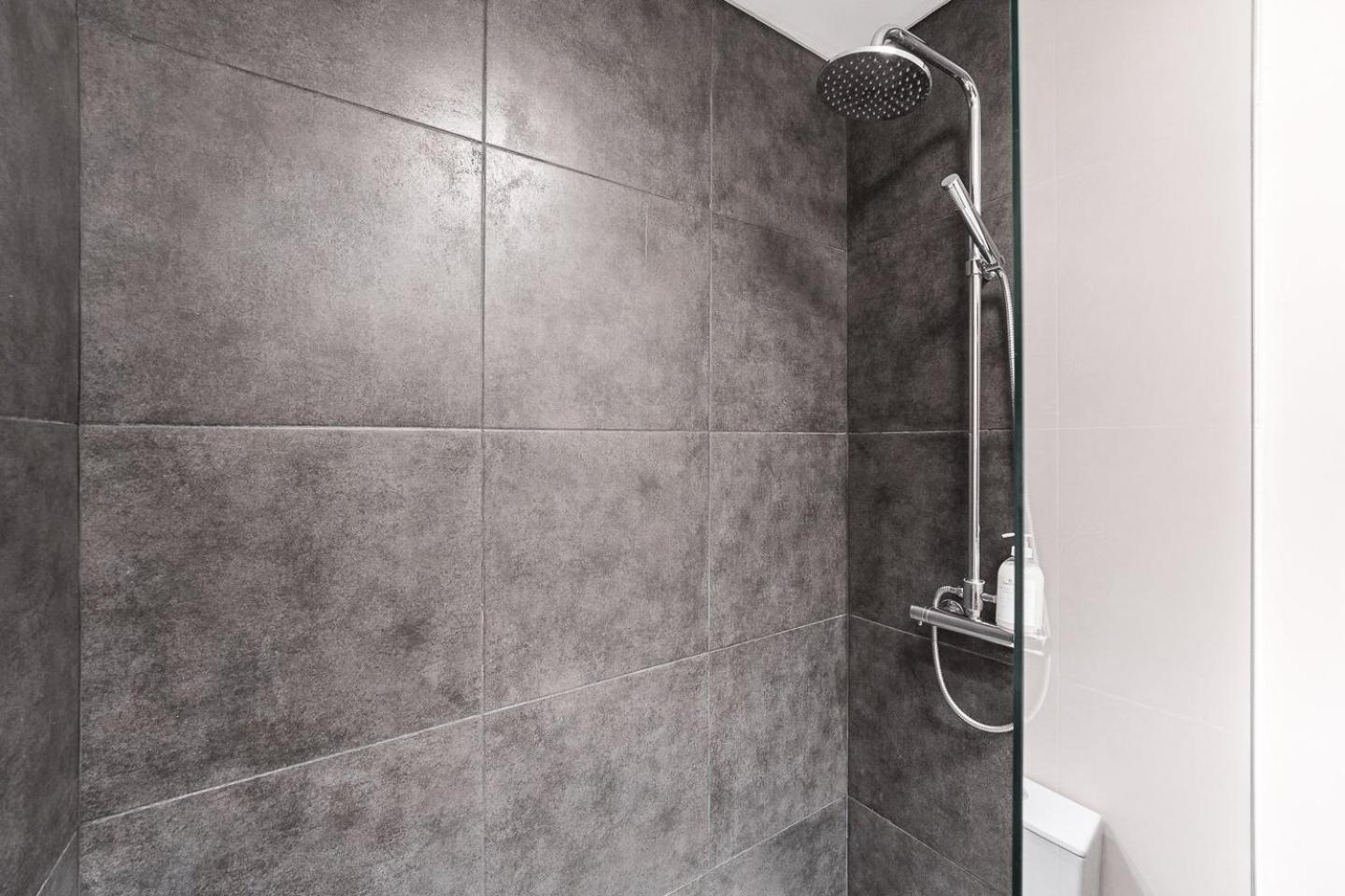 Guestready - Quental Wallpaper Near Marques Square OOporto Esterno foto