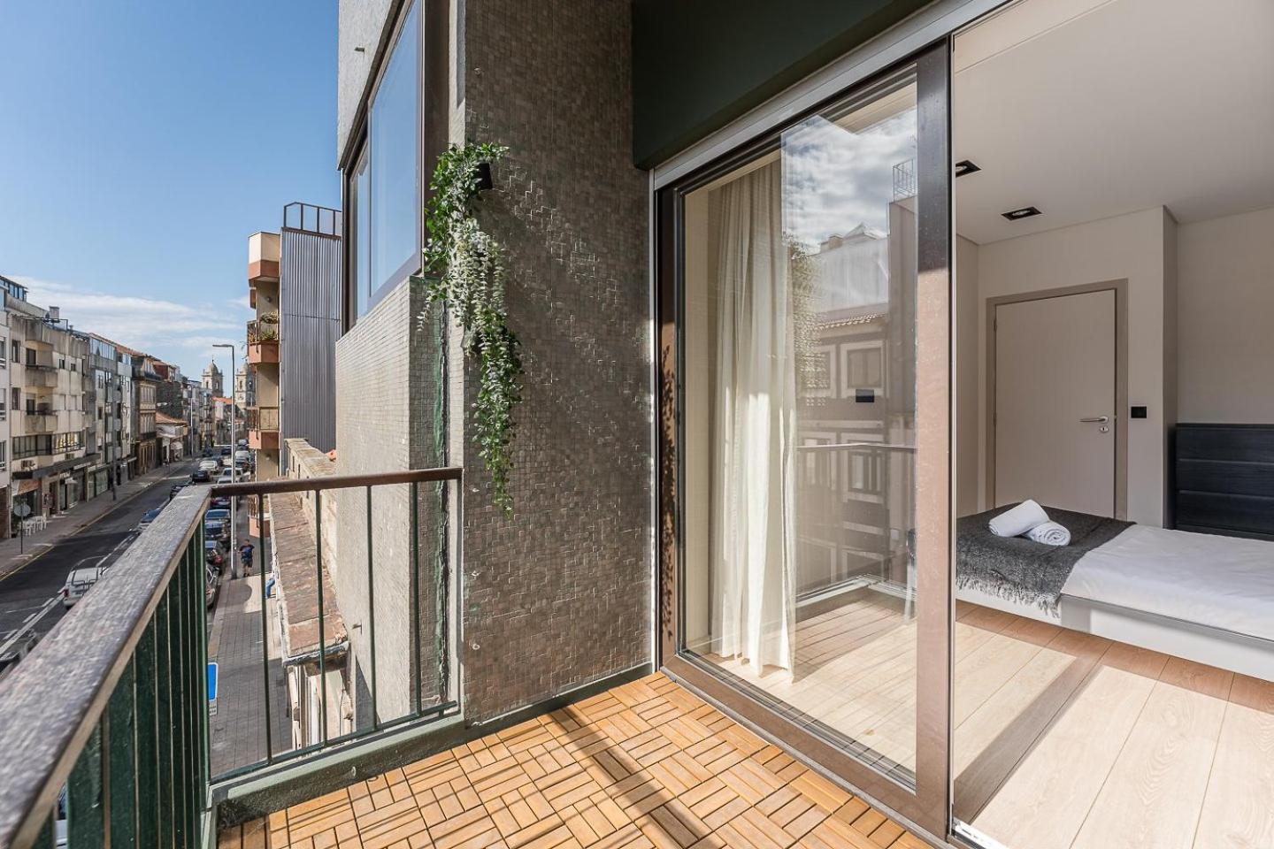 Guestready - Quental Wallpaper Near Marques Square OOporto Esterno foto
