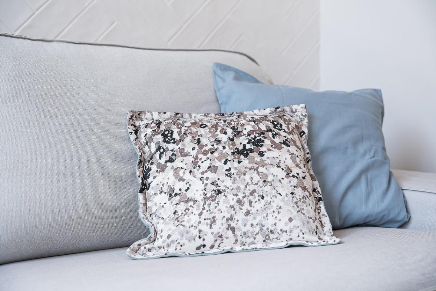 Guestready - Quental Wallpaper Near Marques Square OOporto Esterno foto