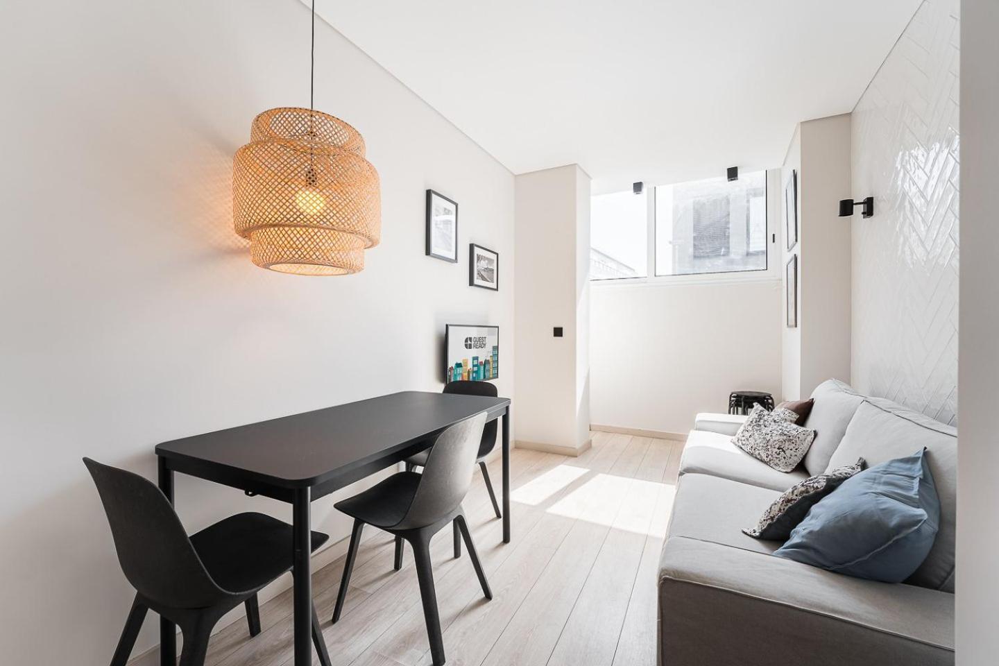 Guestready - Quental Wallpaper Near Marques Square OOporto Esterno foto