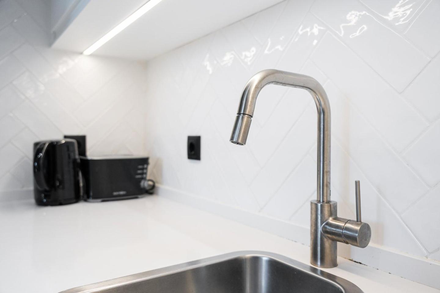 Guestready - Quental Wallpaper Near Marques Square OOporto Esterno foto