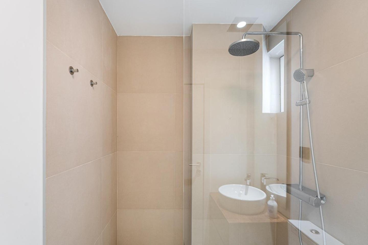 Guestready - Quental Wallpaper Near Marques Square OOporto Esterno foto