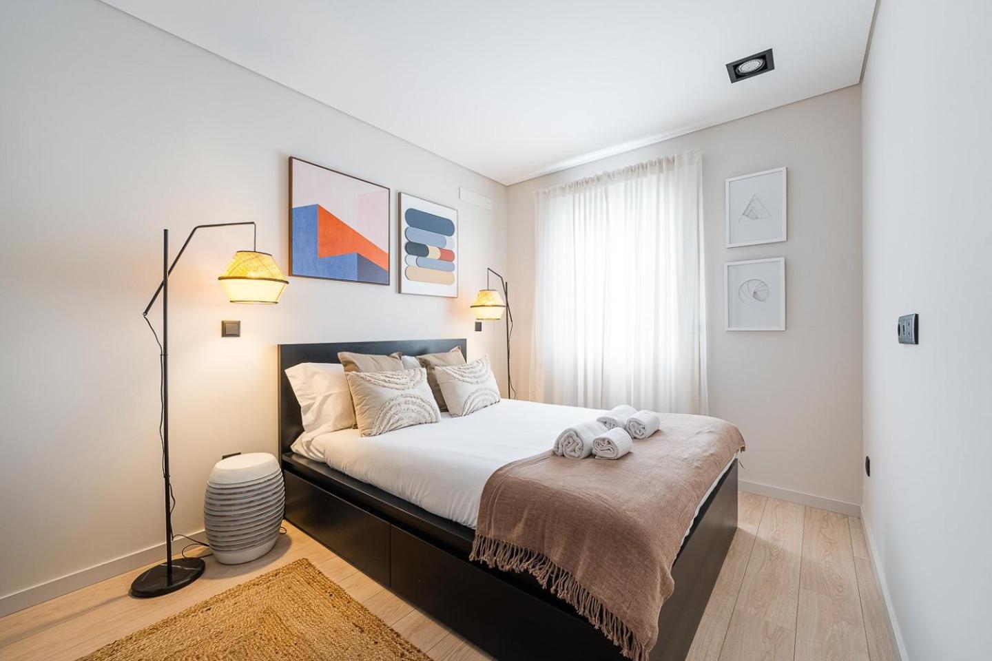 Guestready - Quental Wallpaper Near Marques Square OOporto Esterno foto